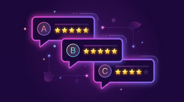 Drie zwevende reviewkaarten met sterbeoordelingen en spelersavatars op donkerpaarse achtergrond.